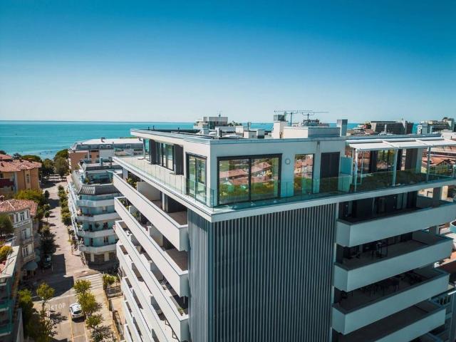 Prestigioso attico in vendita Via Cristoforo Colombo, 2, Grado, Gorizia, Friuli Venezia Giulia