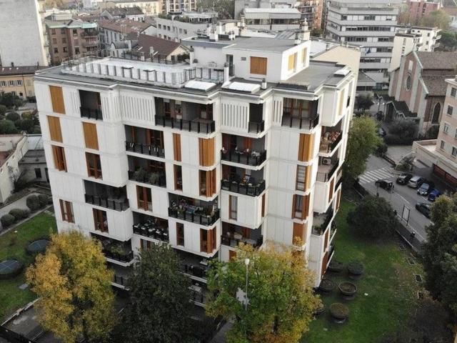 Prestigioso attico in vendita via artigianelli, 4, Monza, Monza e Brianza, Lombardia