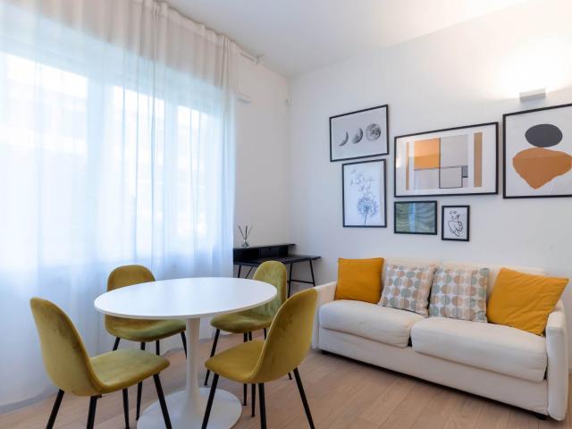 PRESTIGIOSO BILOCALE RISTRUTTURATO ZONA SOLARI TORTONA
