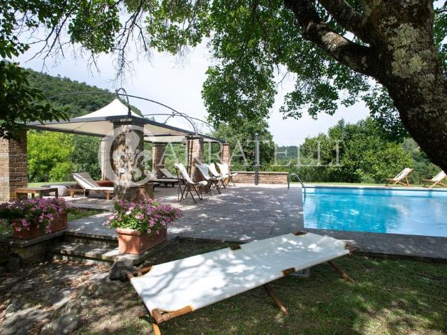Prestigioso casale di 1000 mq in vendita Celleno, Lazio