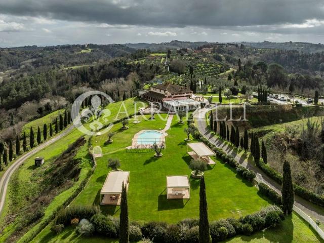Prestigioso casale di 2100 mq in vendita Palaia, Italia