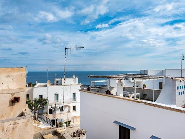 Prestigioso complesso residenziale in vendita via trinchetto, 35, Polignano a Mare, Puglia