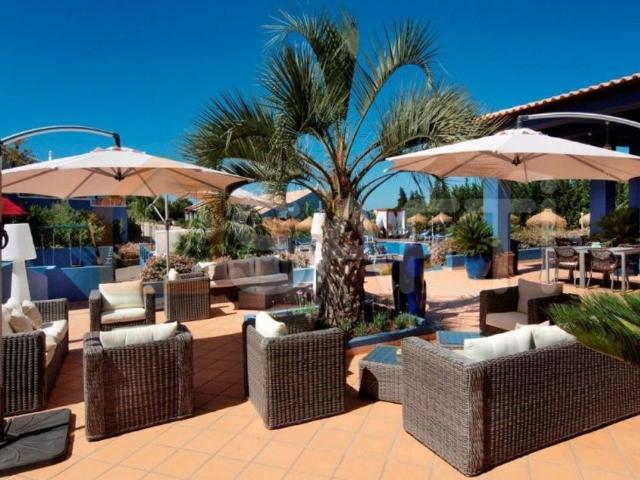 Prestigioso hotel de 3000 m2 à à venda, Ferrel, Lagos, Faro