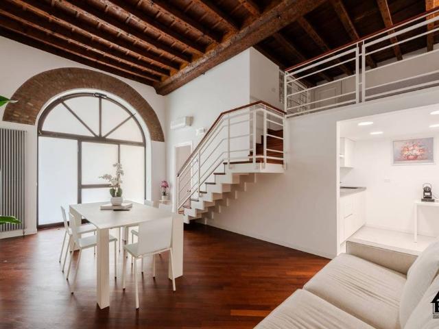 Prestigioso loft di 75 mq in vendita Via Cardinale Ascanio Sforza, 9, Milano, Lombardia