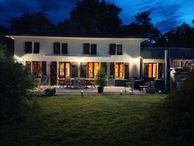Prestigieuse Maison en vente Moustey, France