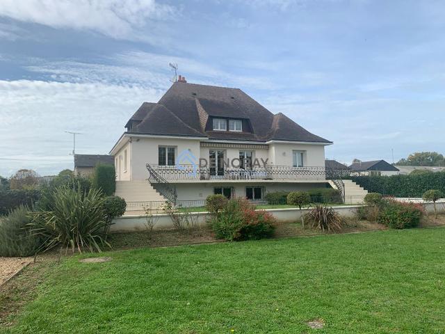 Prestigieuse Maison en vente Nazelles Négron, Centre