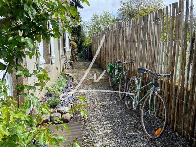 Maison de 8 pièces de luxe en vente à Agon Coutainville, France