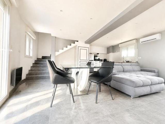 Prestigieuse Maison en vente Canet, France