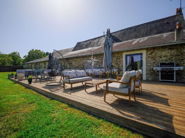 Prestigieuse Maison en vente Château Gontier, France