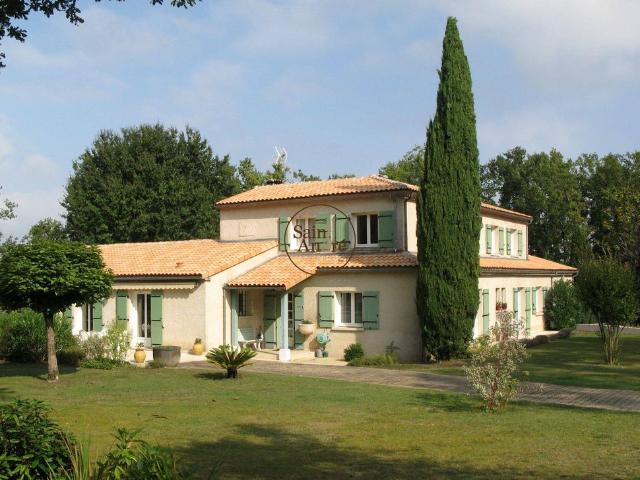 Prestigieuse Maison en vente Dirac, Nouvelle Aquitaine