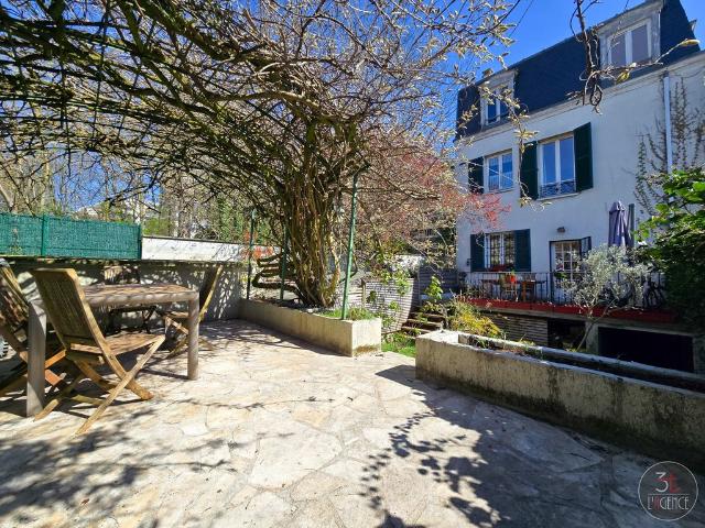 Prestigieuse Maison en vente Fontenay sous Bois, France