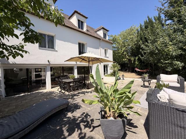 Prestigieuse Maison en vente Gonesse, Île de France