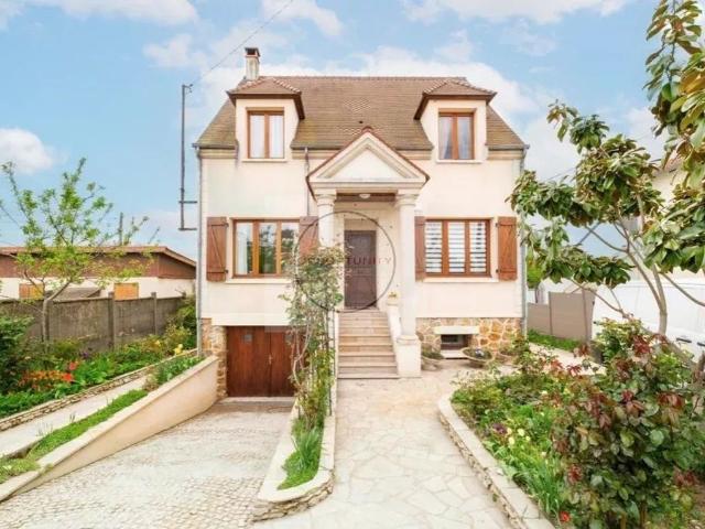 Prestigieuse Maison en vente Houilles, Île de France