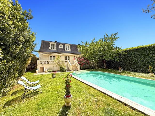 Prestigieuse Maison en vente Le Plessis Trévise, Île de France