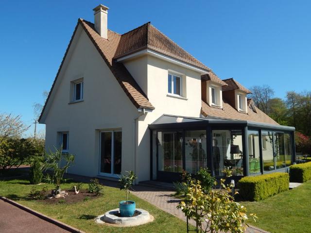 Maison de luxe de 5 chambres en vente à Pont Audemer, Normandie