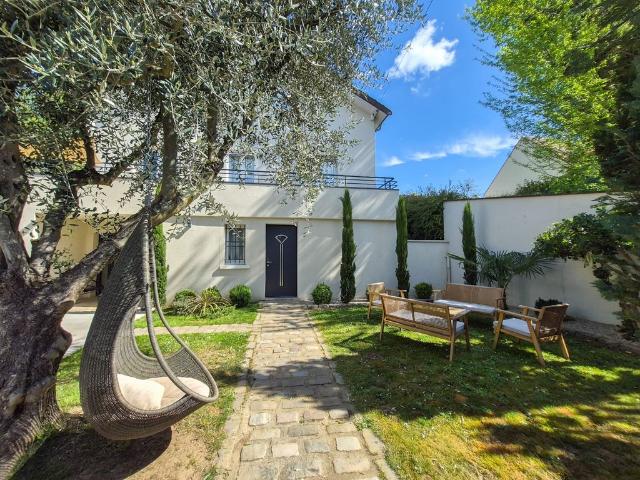 Prestigieuse Maison en vente Saulx les Chartreux, Île de France