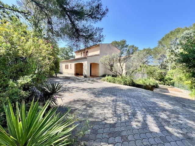 Prestigieuse Maison en vente Trans en Provence, France