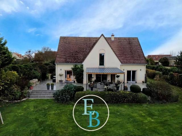 Maison de luxe de 223 m2 en vente Troarn, Normandie