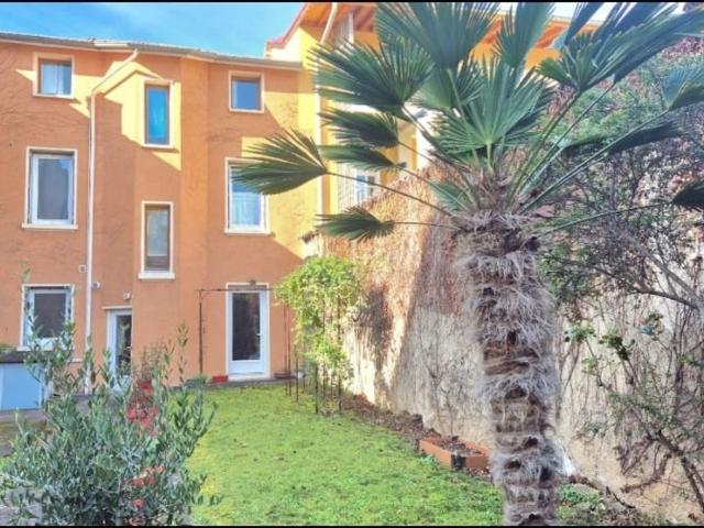 Prestigieuse Maison en vente Villeurbanne, France