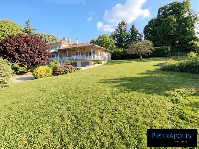 Prestigieuse Maison en vente Villieu Loyes Mollon, Auvergne Rhône Alpes