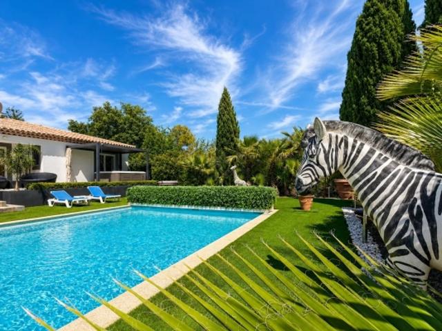 Prestigieuse villa de plein pied