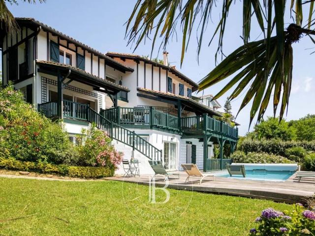 Prestigieux appartement en vente Bassussarry, France