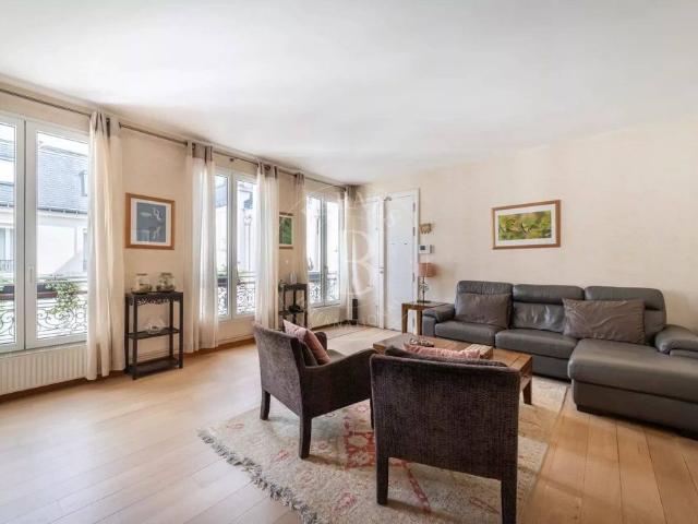 Appartement de luxe de 132 m2 en vente La Muette, Auteuil, Porte Dauphine, Paris, Île de France