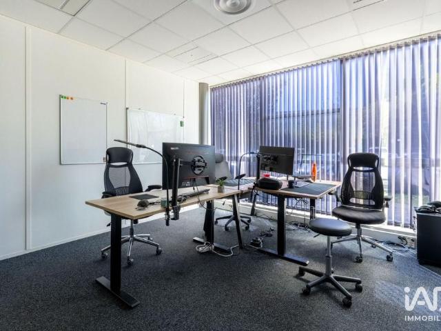 Prestigieux bureau de 100 m2 en location Metz, Grand Est