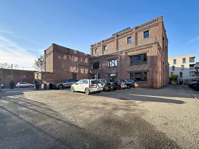 Prestigieux bureau de 1318 m2 en vente Lille, Hauts de France
