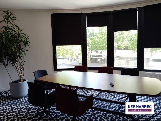 Prestigieux bureau de 140 m2 en location Rennes, France