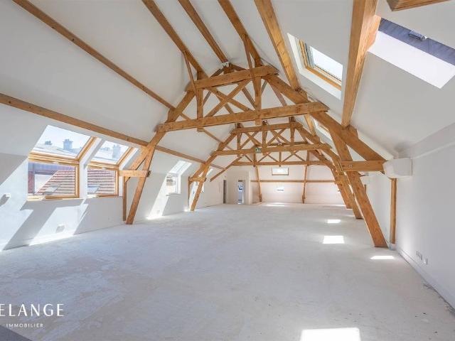 Prestigieux bureau de 165 m2 en vente Alfortville, Île de France