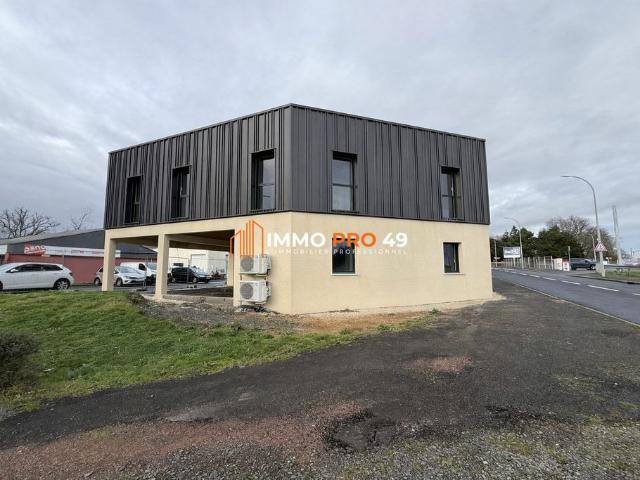 Prestigieux bureau de 296 m2 en location Cholet, France