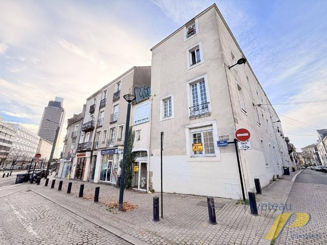 Prestigieux bureau de 300 m2 en vente Nantes, France
