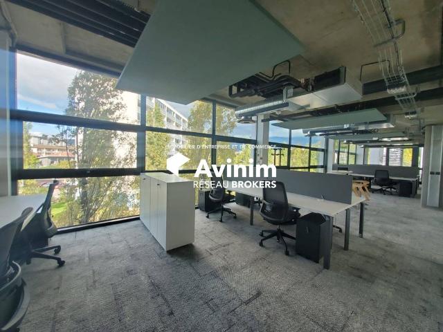 Prestigieux bureau de 335 m2 en vente Annecy, France