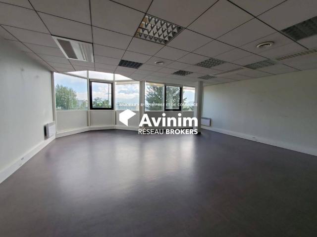 Prestigieux bureau de 446 m2 en vente Annecy, France