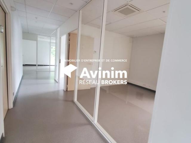 Prestigieux bureau de 521 m2 en vente Archamps, Auvergne Rhône Alpes