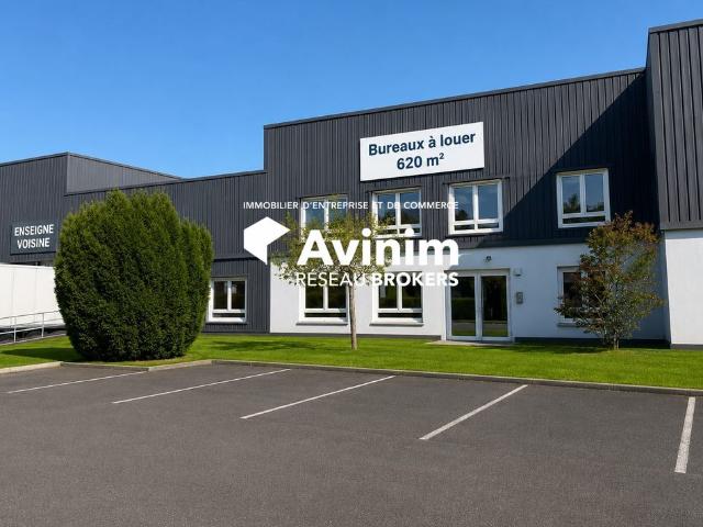 Prestigieux bureau de 620 m2 en location Chauray, Nouvelle Aquitaine