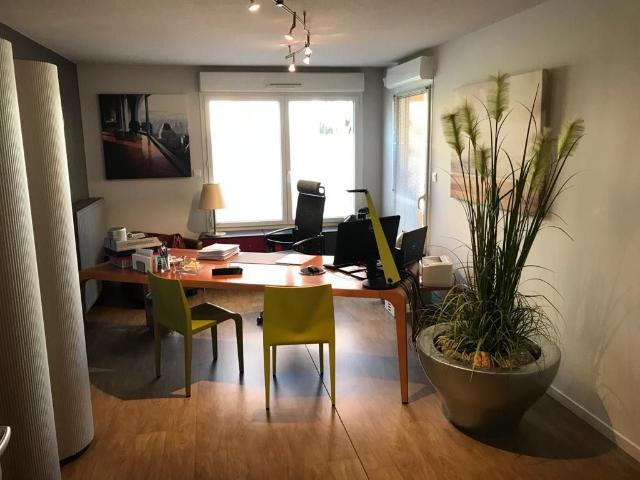 Prestigieux bureau de 65 m2 en location Belfort, France