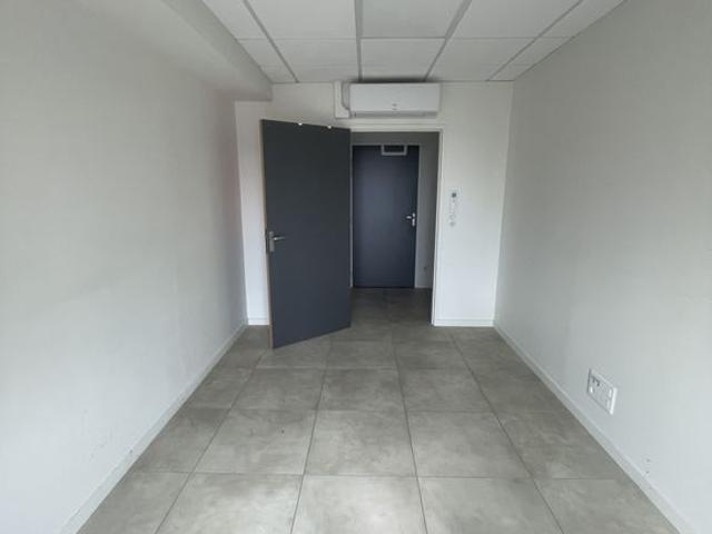 Prestigieux bureau de 82 m2 en location Chamalières, France
