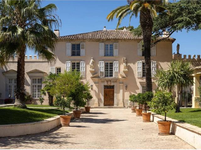 Prestigieux château de 525 m2 en vente Saint Cyr sur Mer, France