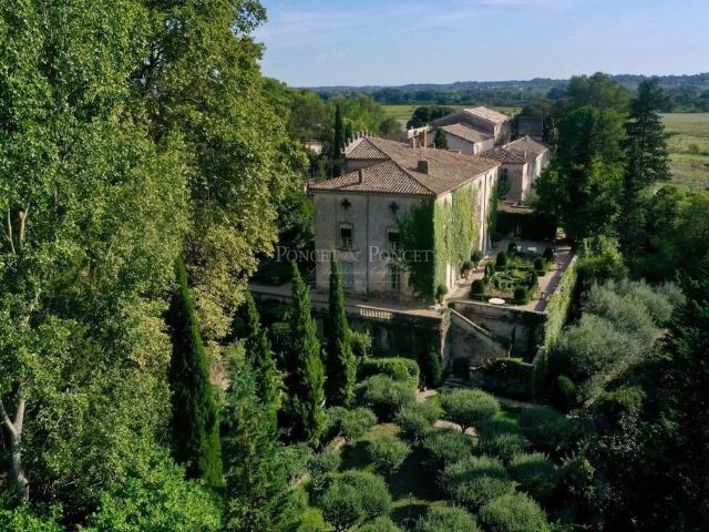 Prestigieux château de 800 m2 en vente Sommières, France