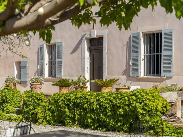 Prestigieux château en vente Ollioules, France