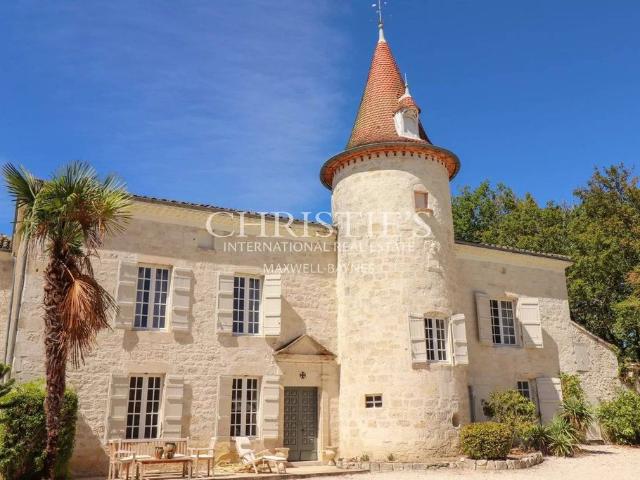 Prestigieux château en vente Agen, France