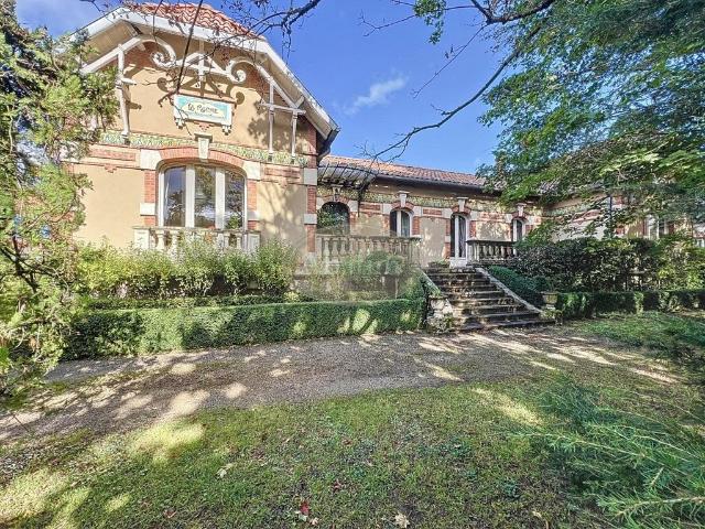 Prestigieux château en vente Castres, France