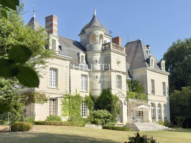Prestigieux château en vente Châtellerault, Nouvelle Aquitaine