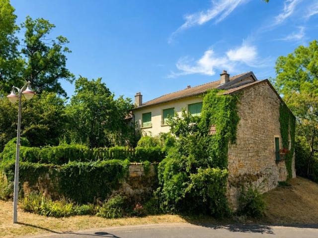 Prestigieux château en vente Pont à Mousson, Grand Est