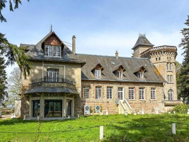 Prestigieux château en vente Sainte Geneviève, Normandie