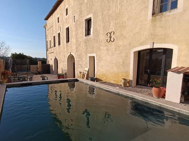 Prestigieux château en vente Sommières, Occitanie