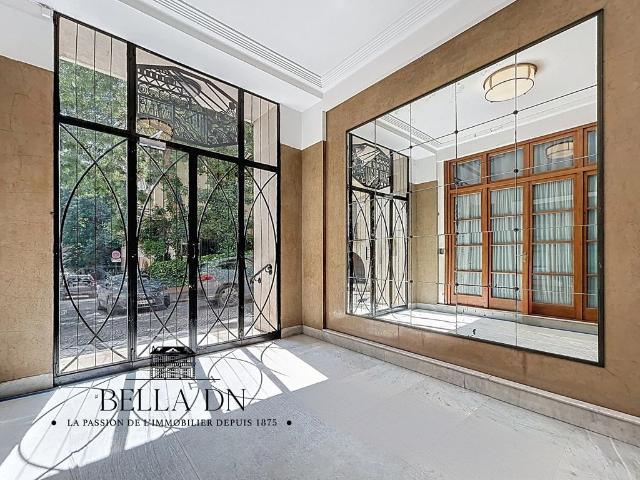 Prestigieux duplex de 144 m2 en vente La Muette, Auteuil, Porte Dauphine, Paris, Île de France
