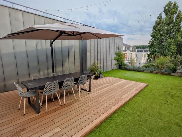 Prestigieux duplex de 91 m2 en location Fontenay le Fleury, Île de France